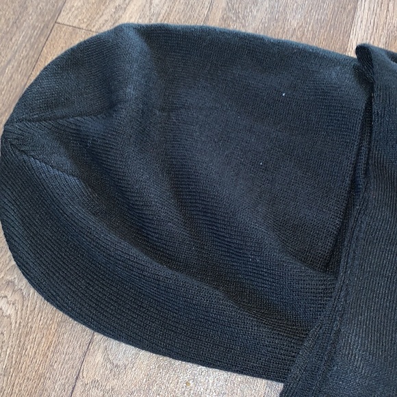 Tommy Hilfiger Logo OSFA Black Knit Beanie & Scarf New w.out tags - Picture 8 of 13